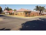 R1,100,000 3 Bed Haddon House For Sale