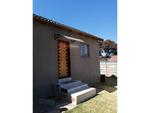 1 Bed Witpoortjie House To Rent