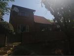 3 Bed Waterkloof Park Property For Sale