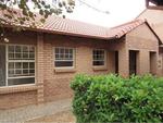 2 Bed Hazeldean Property To Rent