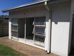 R5,000 2 Bed Kenmare House To Rent