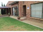 R1,700,000 4 Bed Morelig House For Sale