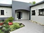 4 Bed House in Heather Park
