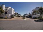R1,399,000 2 Bed Silveroaks Apartment For Sale