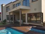 5 Bed Hazeldean House To Rent