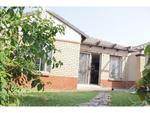 R915,000 2 Bed Halfway Gardens House For Sale