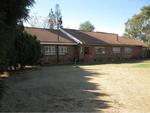 R3,300,000 4 Bed Highbury House For Sale