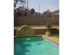 2 Bed Sunninghill Apartment To Rent