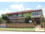 R5,000 2 Bed Greenhills Apartment To Rent