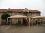 R549,000 2 Bed Roseacre Property For Sale