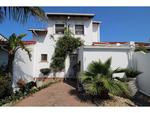 R1,365,000 3 Bed Beacon Bay House For Sale