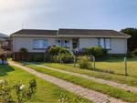 R1,795,000 3 Bed Sunrise on Sea House For Sale