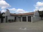 2 Bed Silver Lakes Golf Estate House To Rent