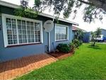 2 Bed Roodepoort North Property To Rent