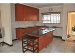 2 Bed Sunninghill Apartment To Rent