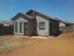 R5,000 3 Bed Protea Glen House To Rent