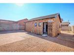R570,000 2 Bed Protea Glen House For Sale
