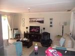 2 Bed Southcrest House To Rent