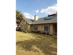 R1,200,000 3 Bed Crystal Park House For Sale