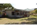 R1,425,000 2 Bed Sea Park House For Sale