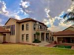 R28,000 6 Bed Carlswald North House To Rent