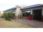 R1,420,000 4 Bed Kinross House For Sale