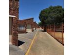 3 Bed Uitsig Property For Sale