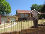 3 Bed Linmeyer House For Sale