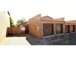 R949,000 2 Bed Bromhof Property For Sale