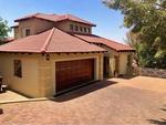 3 Bed Featherbrooke Estate House For Sale