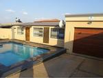 2 Bed Klipspruit West House For Sale