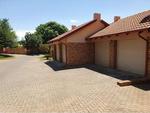 2 Bed Magalieskruin House For Sale