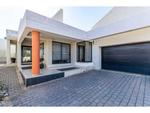 4 Bed Azaadville House For Sale