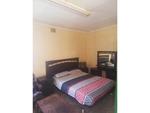 R3,900 1 Bed Oos Einde House To Rent