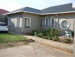 R999,000 4 Bed Roseacre House For Sale