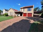 6 Bed Wilkoppies House For Sale
