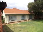 R1,750,000 4 Bed Clubview House For Sale