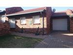 R610,000 2 Bed Birchleigh Property For Sale