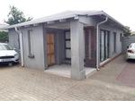 R940,000 2 Bed South Hills House For Sale