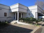 R2,450,000 3 Bed Die Wilgers Farm For Sale