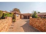 R1,325,000 3 Bed Honeydew Property For Sale