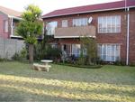 R570,000 2 Bed Horison View Property For Sale