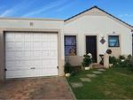 R1,035,000 2 Bed Victoria Park House For Sale