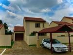 R7,500 2 Bed Country View Property To Rent