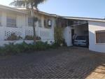 0.5 Bed Summerstrand House To Rent