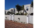 2 Bed Summerstrand Property To Rent