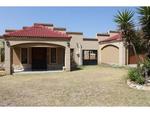 R1,790,000 4 Bed Kinross House For Sale
