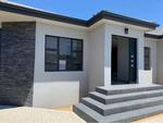 3 Bed Beacon Bay House For Sale