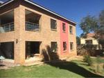 2 Bed Woodmead House To Rent