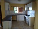 2 Bed Lakefield Property To Rent
